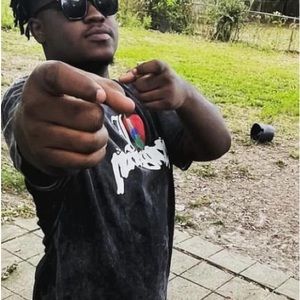 Meet your Posher, Devin